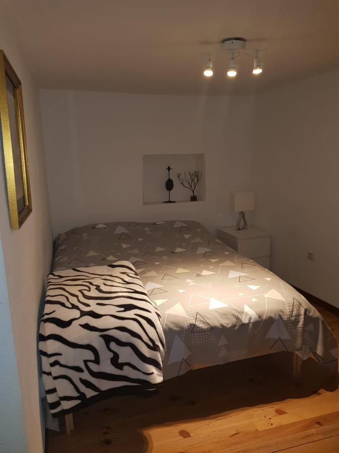Central Apartment Madrid Exterior foto